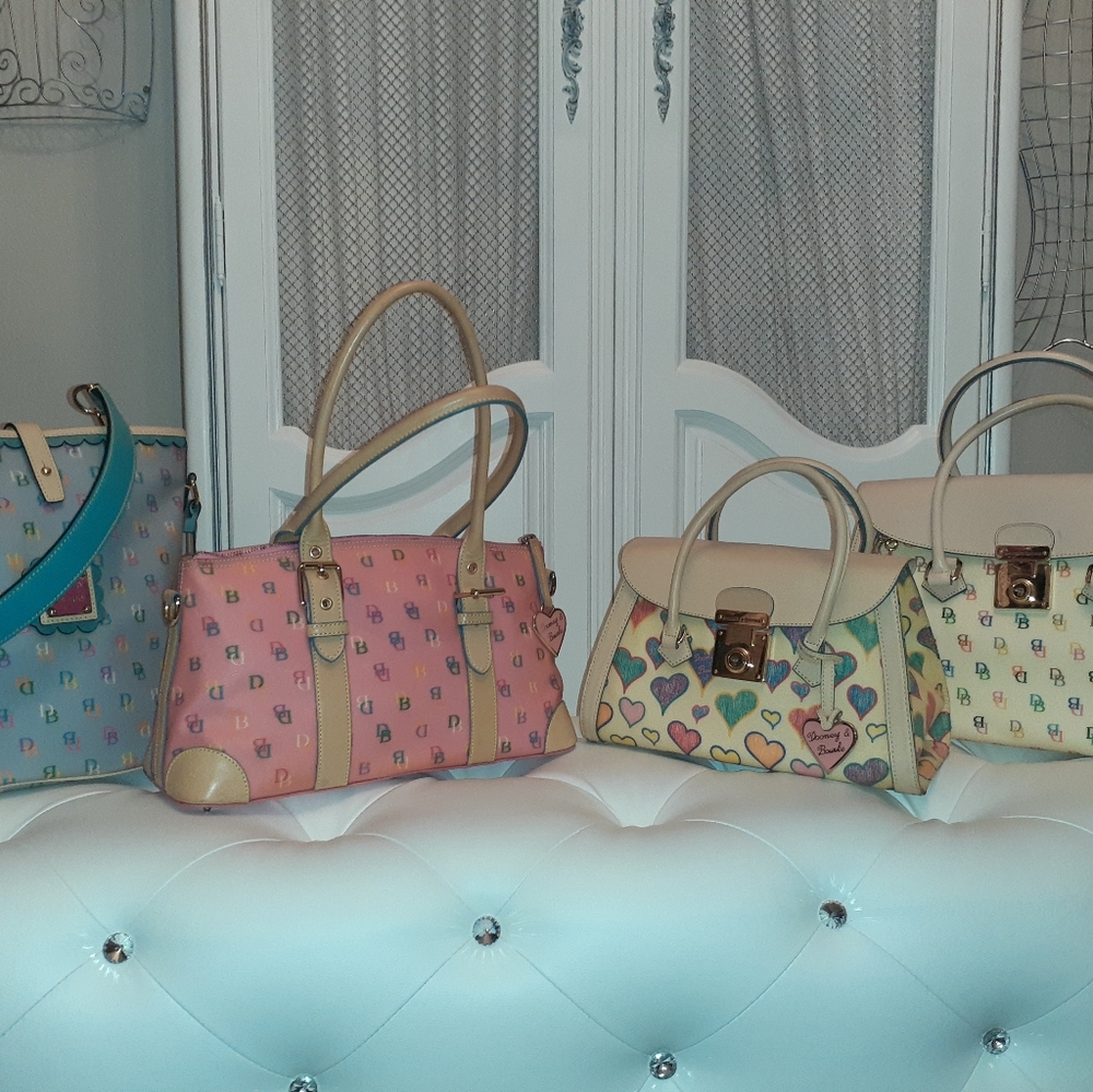 Dooney & Bourke
